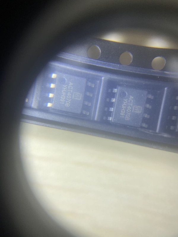 ACT4070BYH-T   Original a estrenar de IC del microprocesador del circuito integrado SOP-8   inusitado