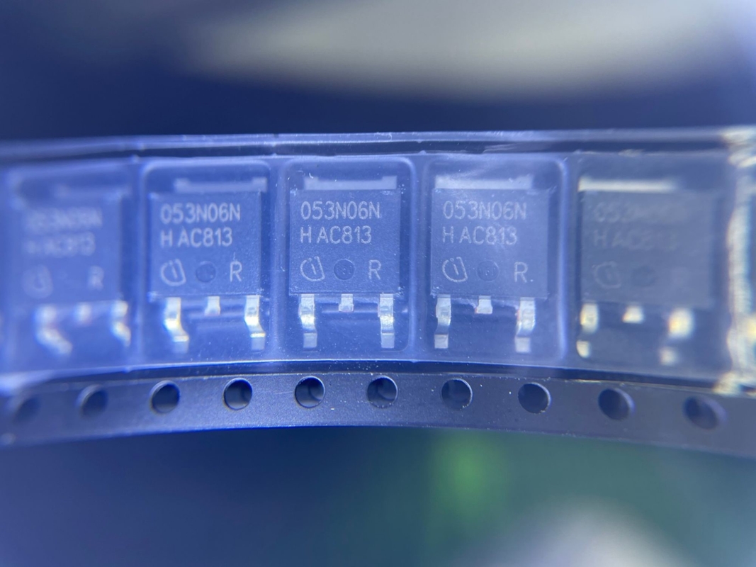 Original a estrenar de IC del microprocesador del circuito integrado de IPD053N06NATMA1 TO-252   inusitado