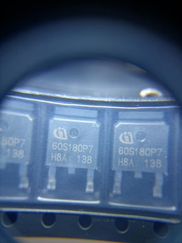 Original a estrenar de IC del microprocesador del circuito integrado de IPD60R180P7 TO-252   inusitado