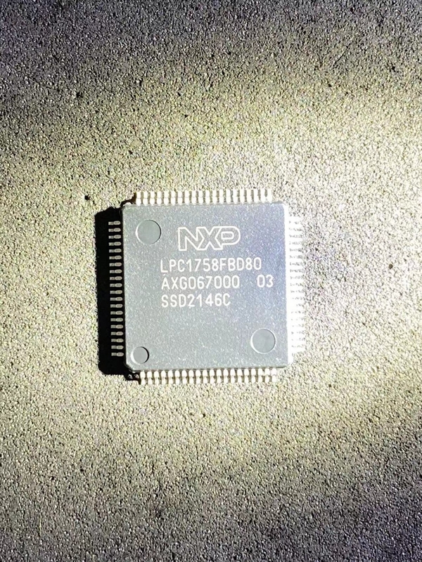 Original a estrenar del microcontrolador de IC del microprocesador del circuito integrado de LPC1758FBD80 QFP80 inusitada