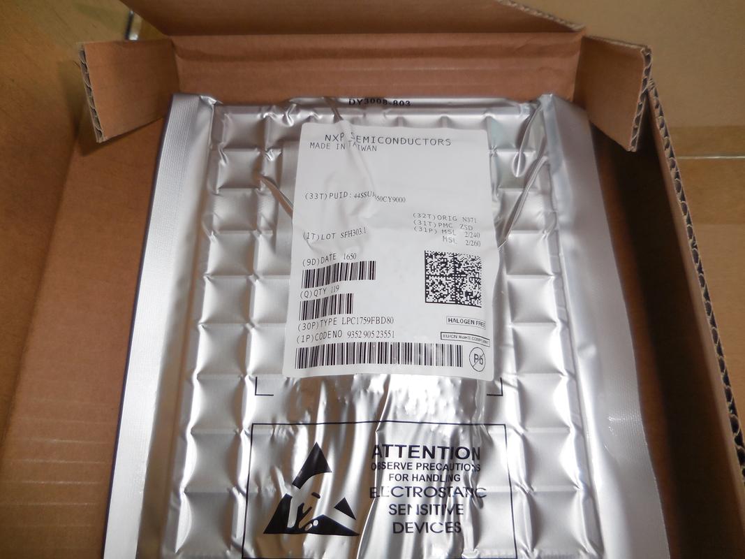 Original a estrenar del microcontrolador de IC del microprocesador del circuito integrado de LPC1759FBD80 QFP80 inusitada