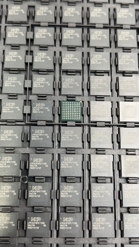 LPC4370FET100    100-TFBGA   Original a estrenar del microcontrolador de IC del microprocesador del circuito integrado inusitada